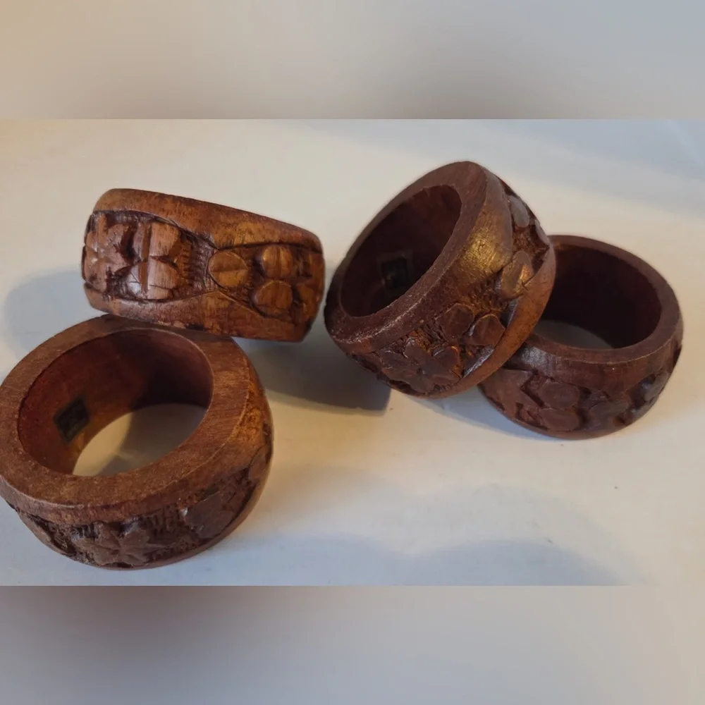 Hand-Carved Wooden Napkin Rings Set of 4 Made in India Vintage